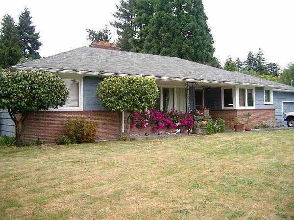 House 4.03 00024.JPG - Southwestern exposure of original structure